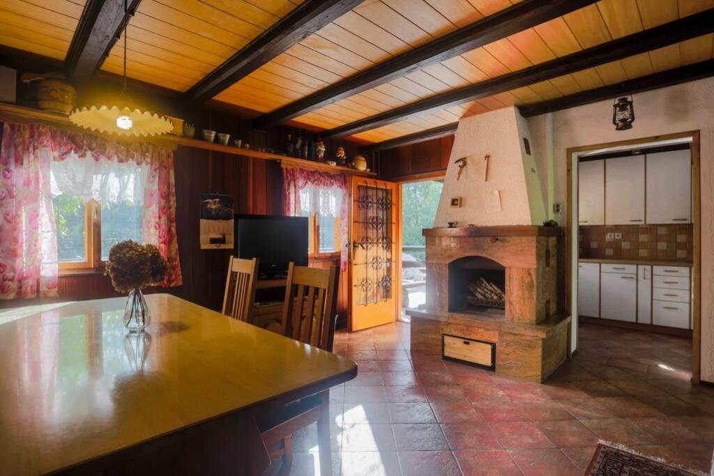 Cottage In The Woods - Lake Бохінь Екстер'єр фото